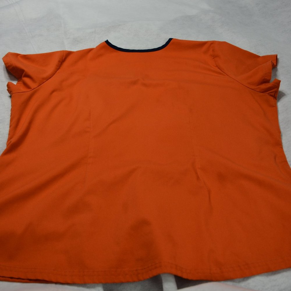 Uniform 2XL Scrub Top - Picture 3 of 3